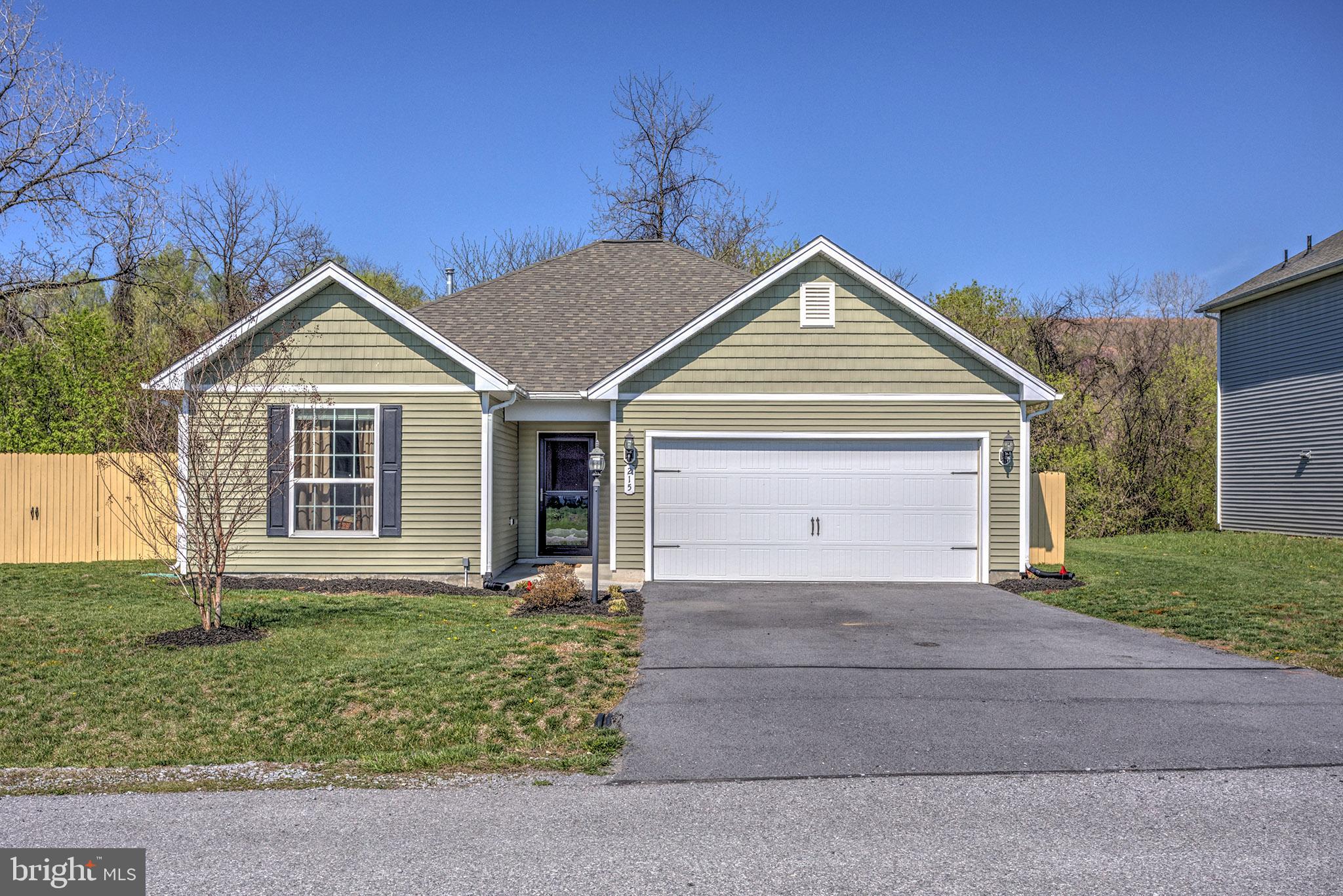 MCGINNIS POINT - Residential