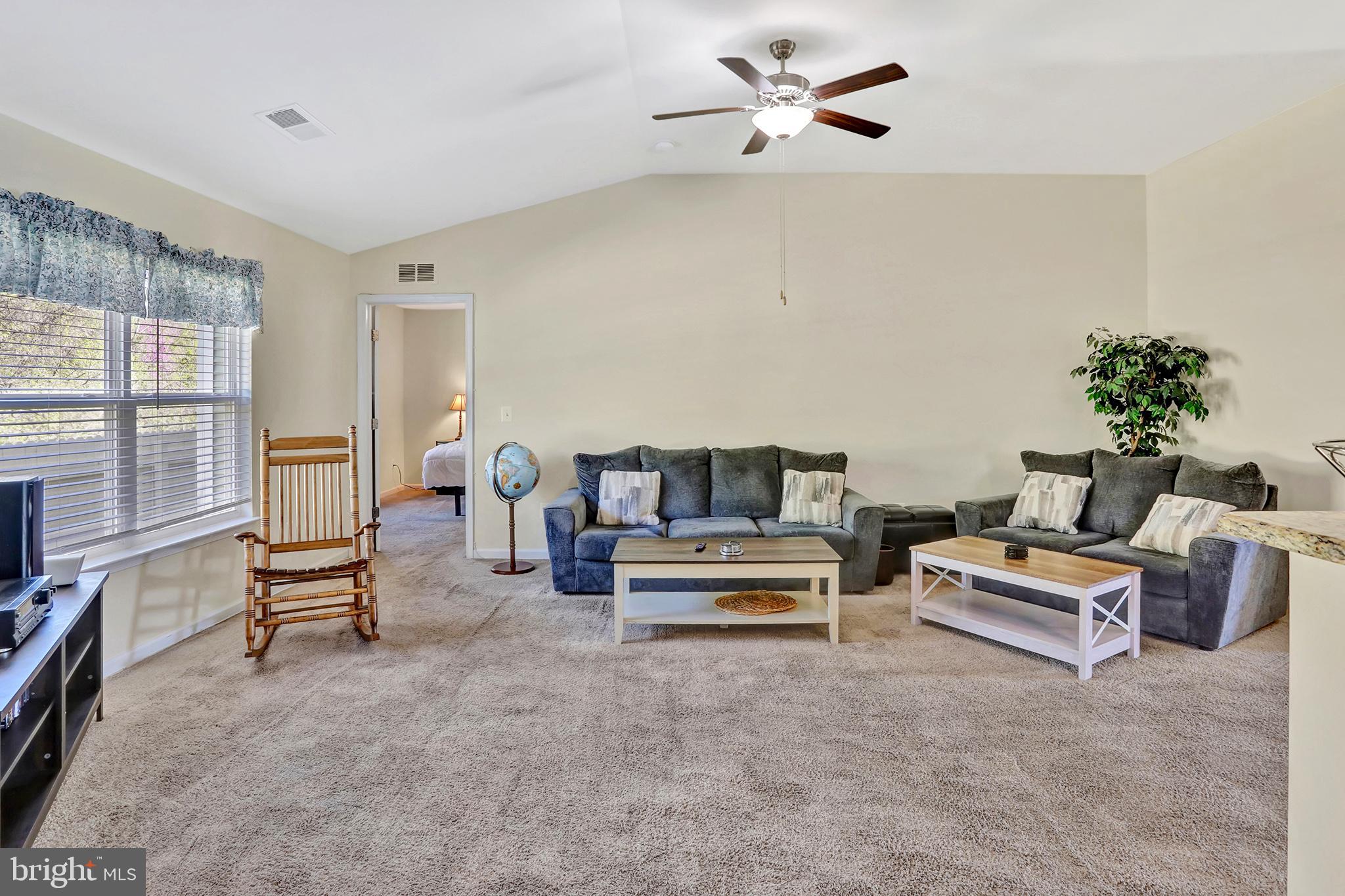 MCGINNIS POINT - Residential