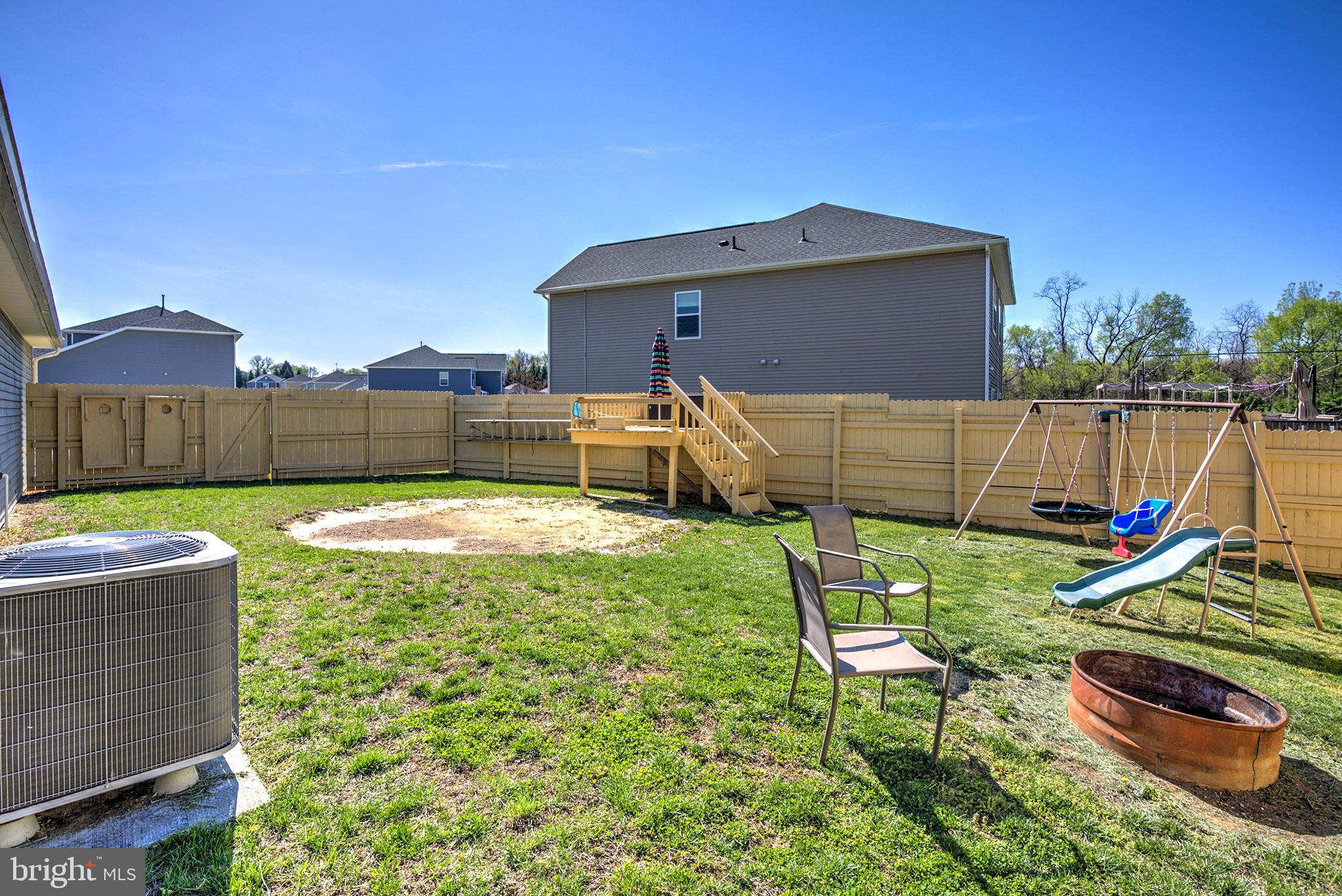 MCGINNIS POINT - Residential