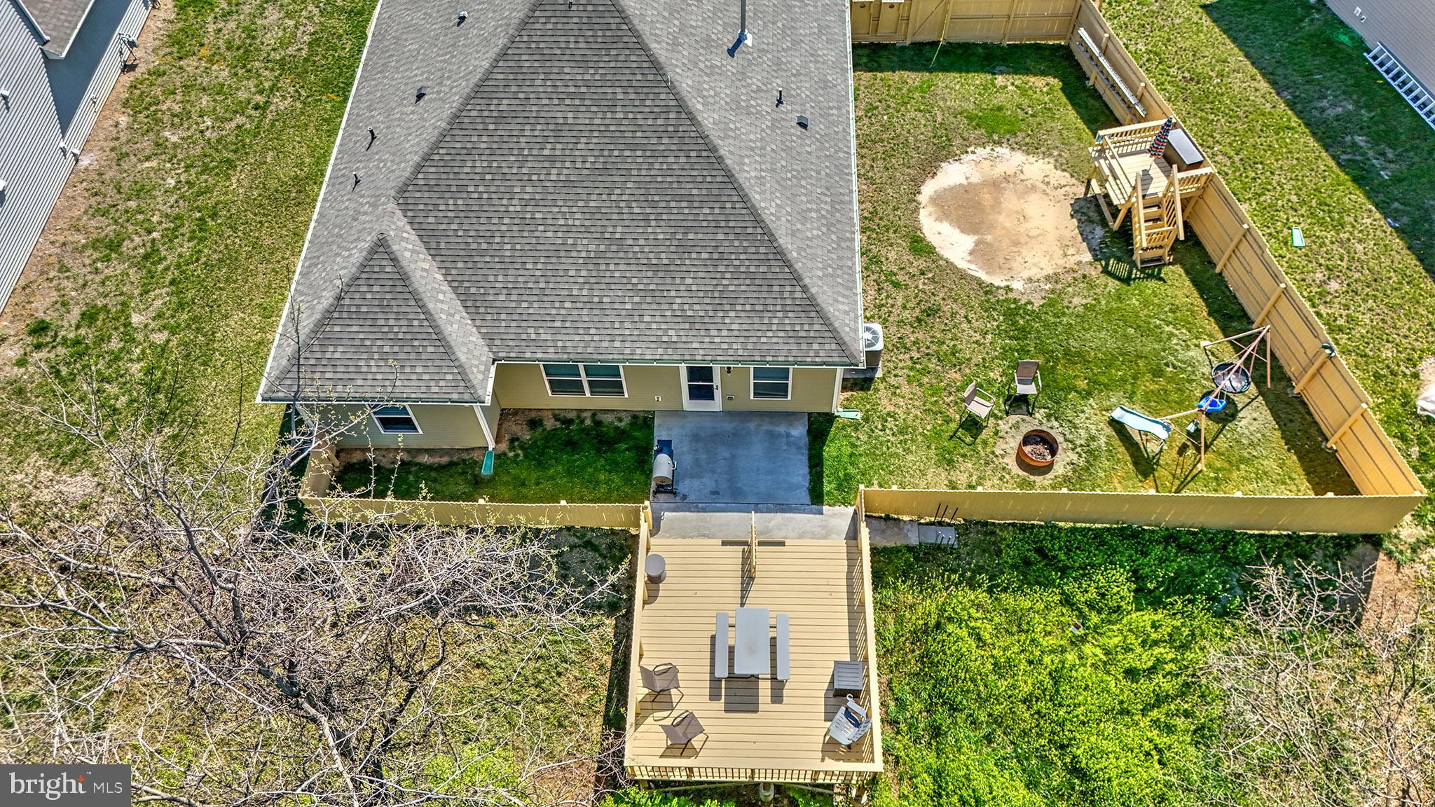 MCGINNIS POINT - Residential