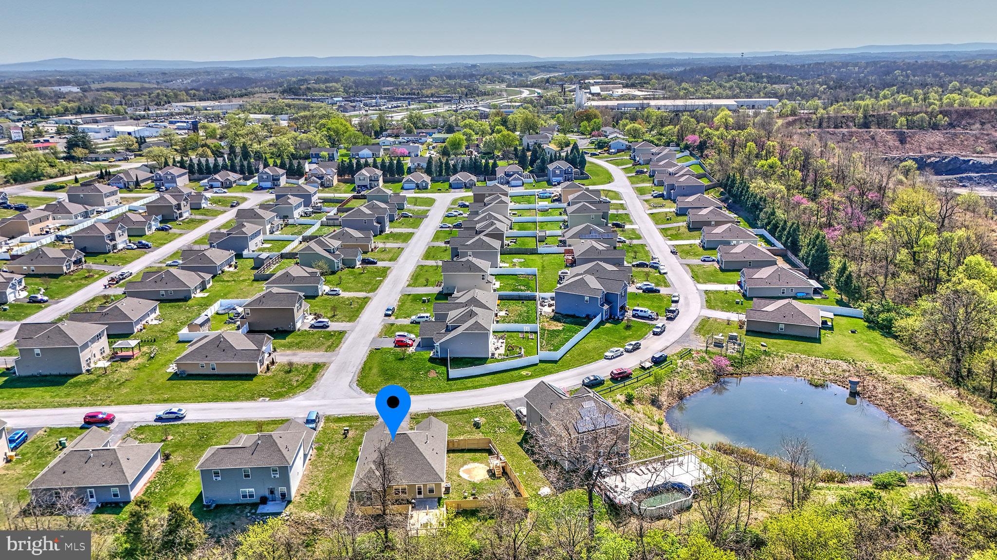 MCGINNIS POINT - Residential