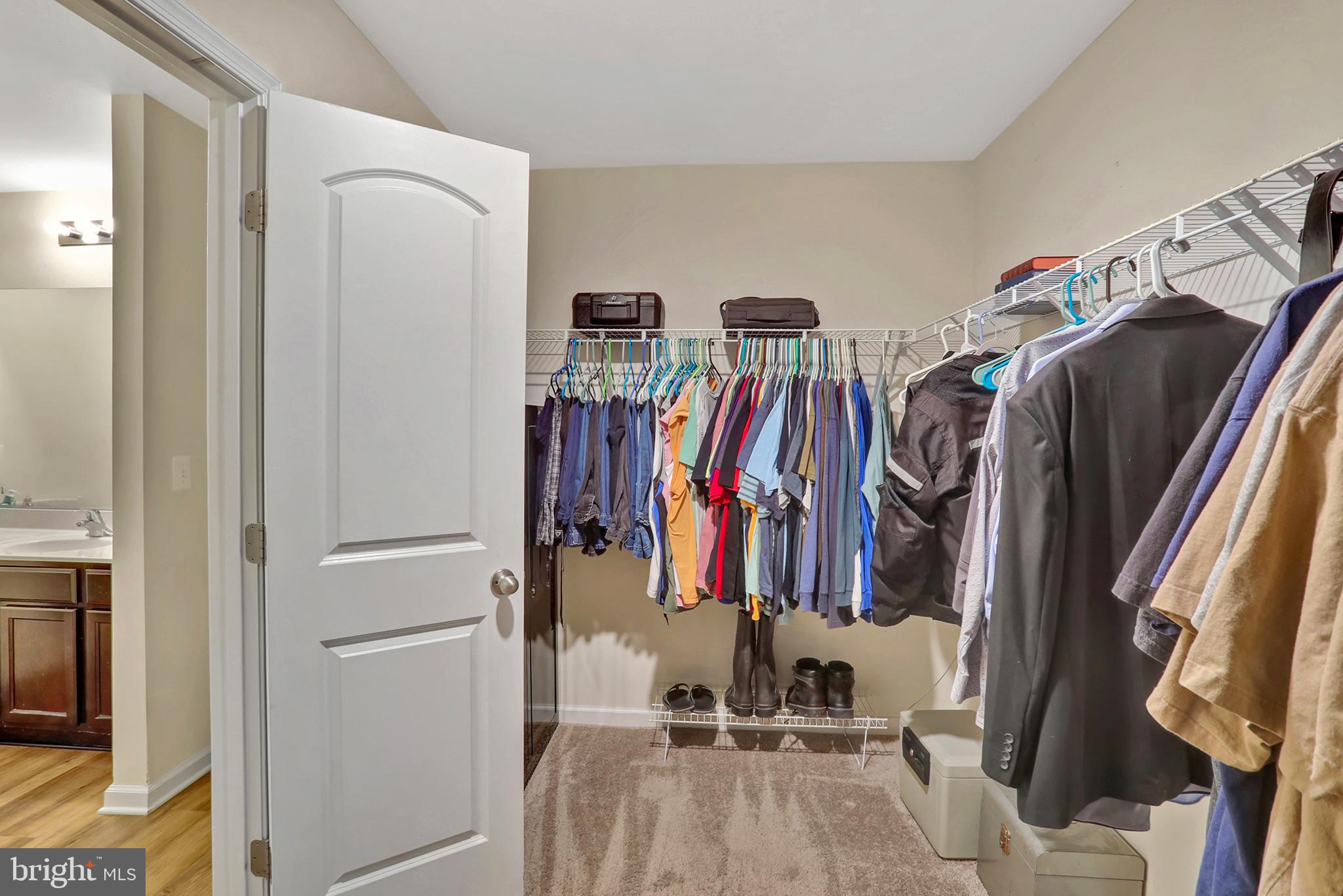 MCGINNIS POINT - Residential