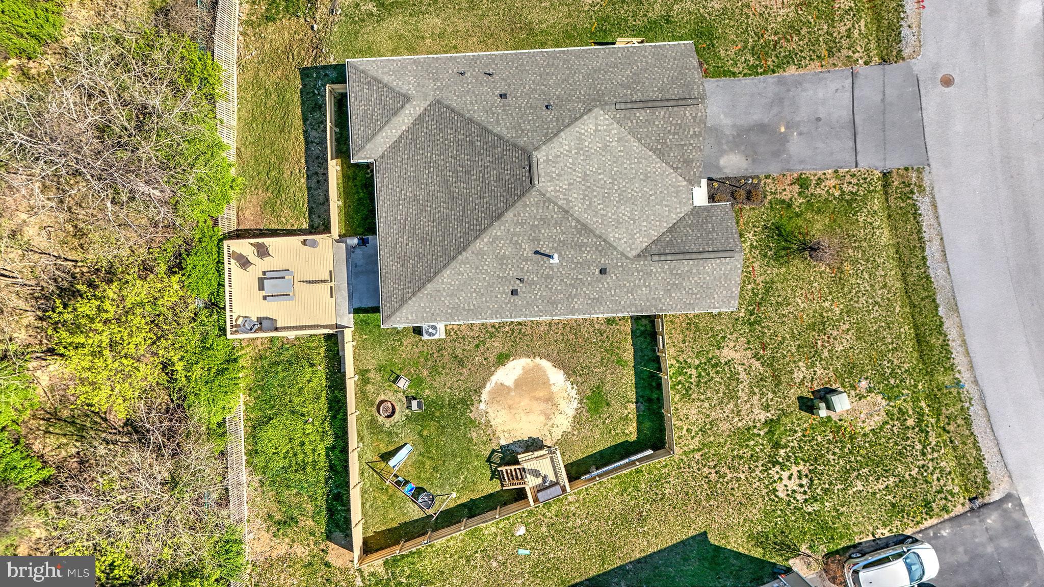 MCGINNIS POINT - Residential