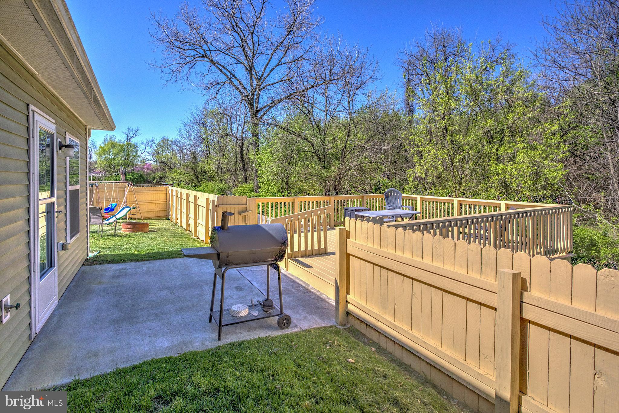 MCGINNIS POINT - Residential