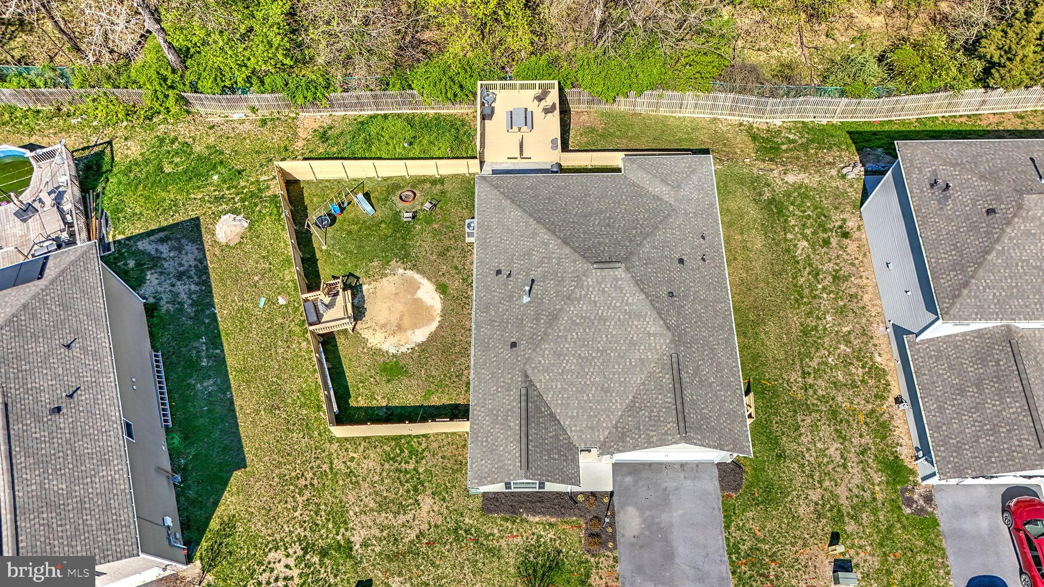 MCGINNIS POINT - Residential