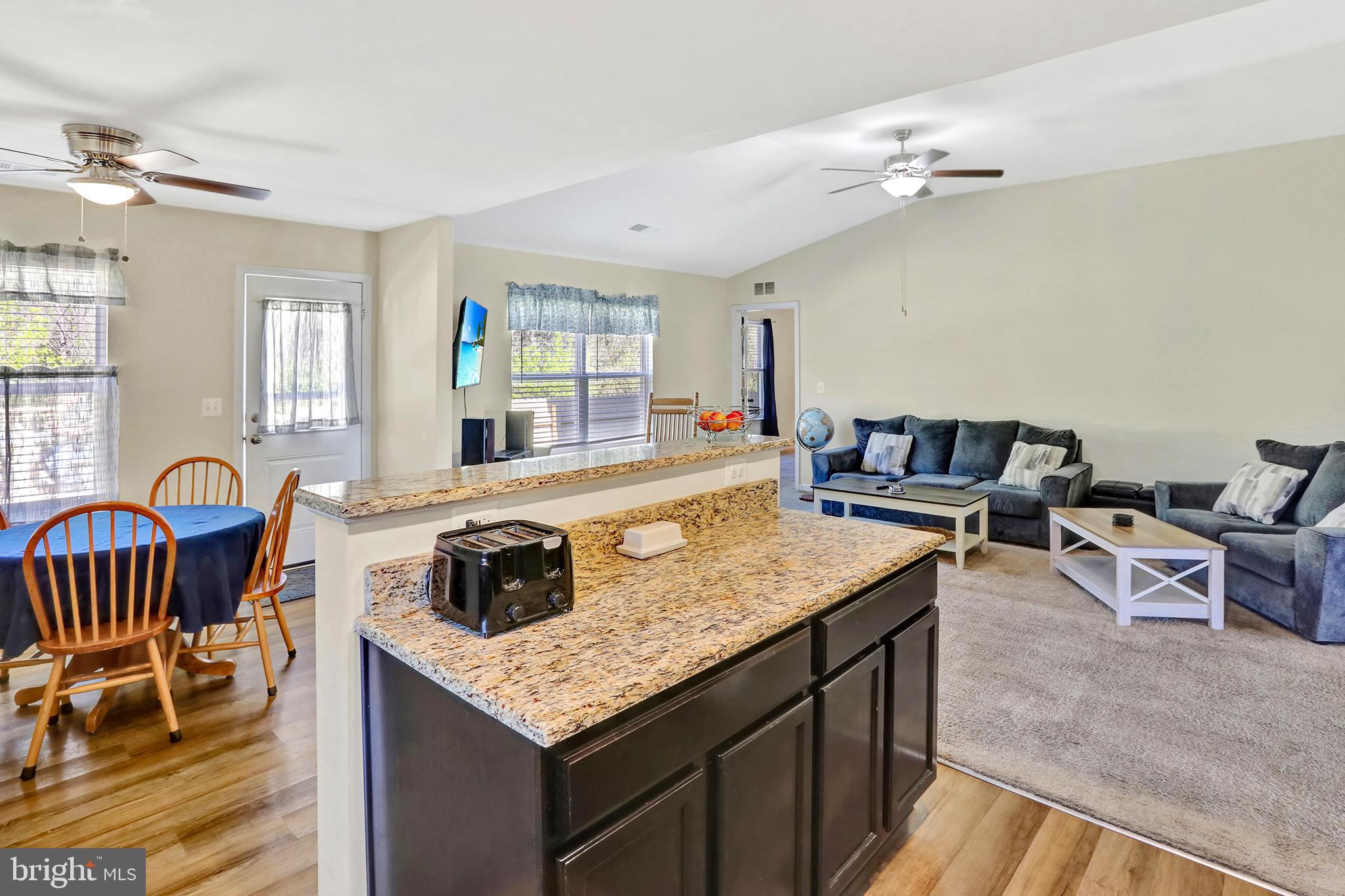 MCGINNIS POINT - Residential