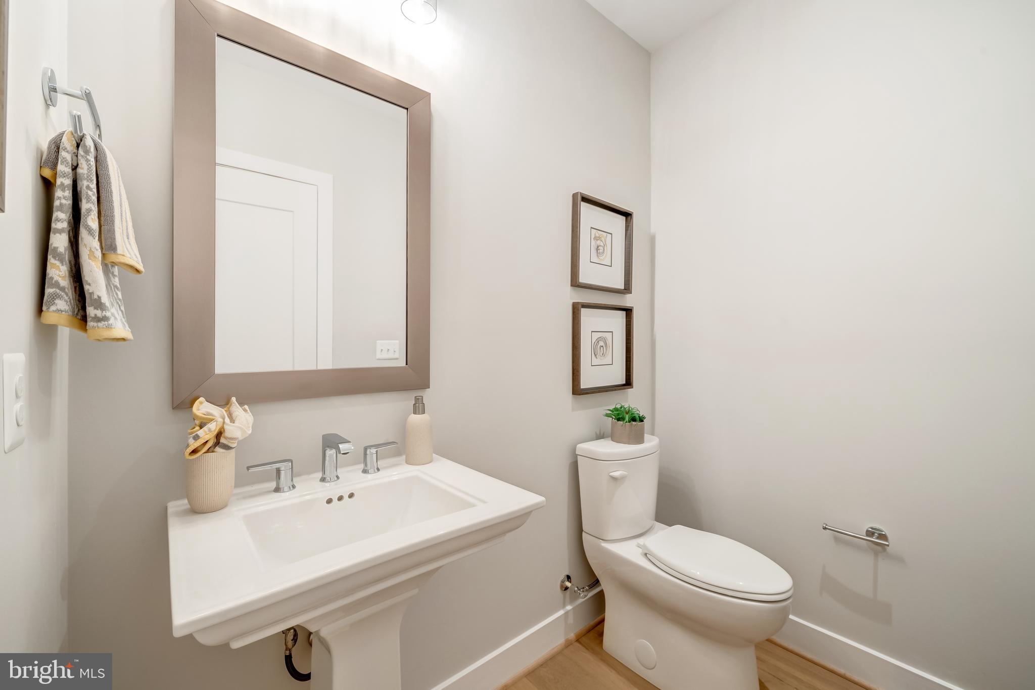 THE ENCLAVE AT AYLORS OVERLOOK - Residential