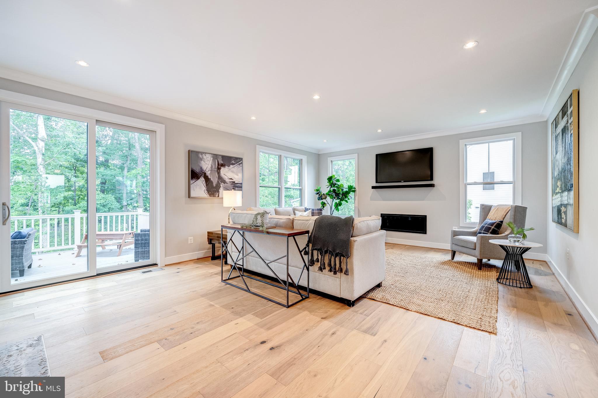 THE ENCLAVE AT AYLORS OVERLOOK - Residential