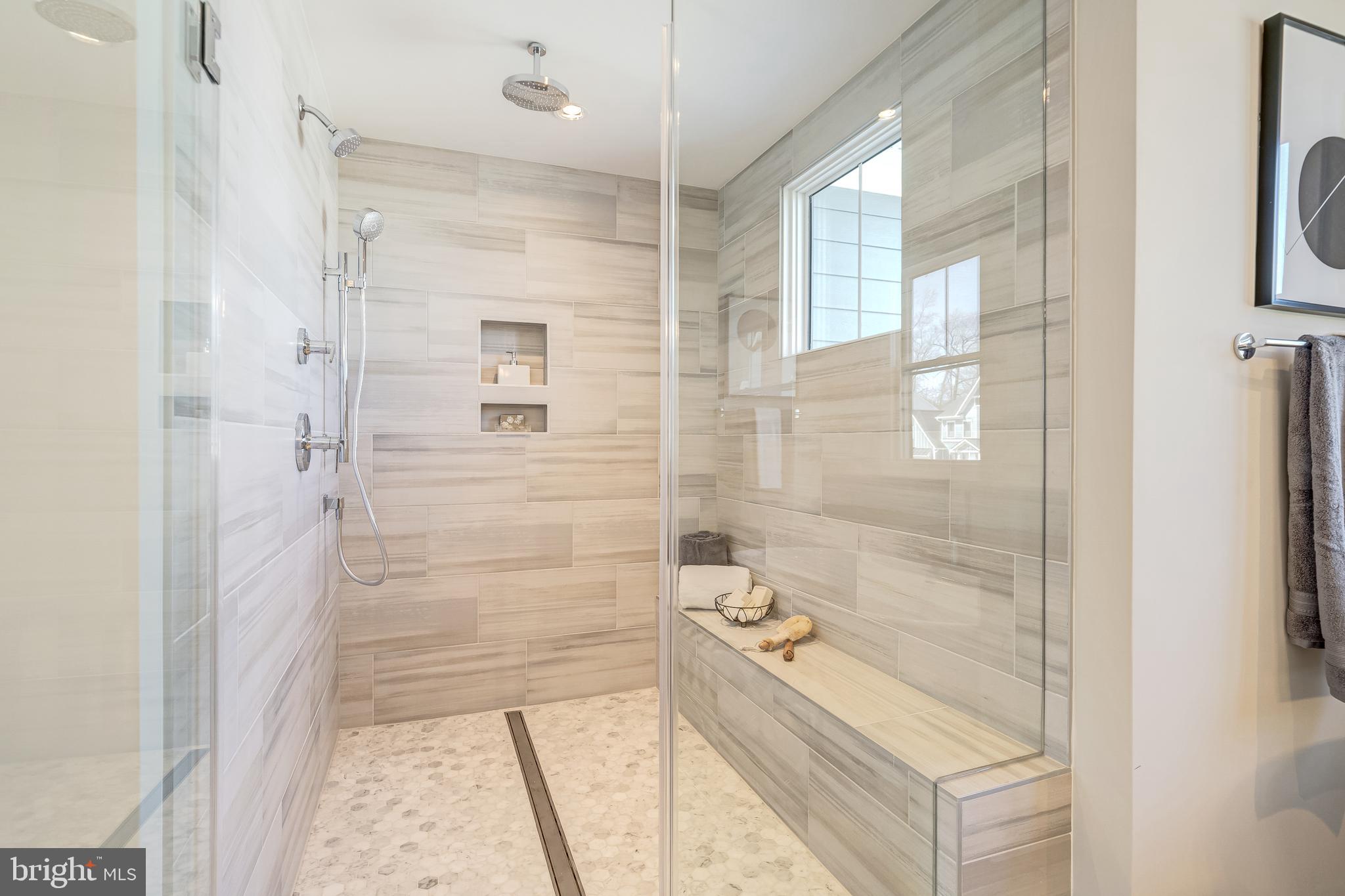 THE ENCLAVE AT AYLORS OVERLOOK - Residential