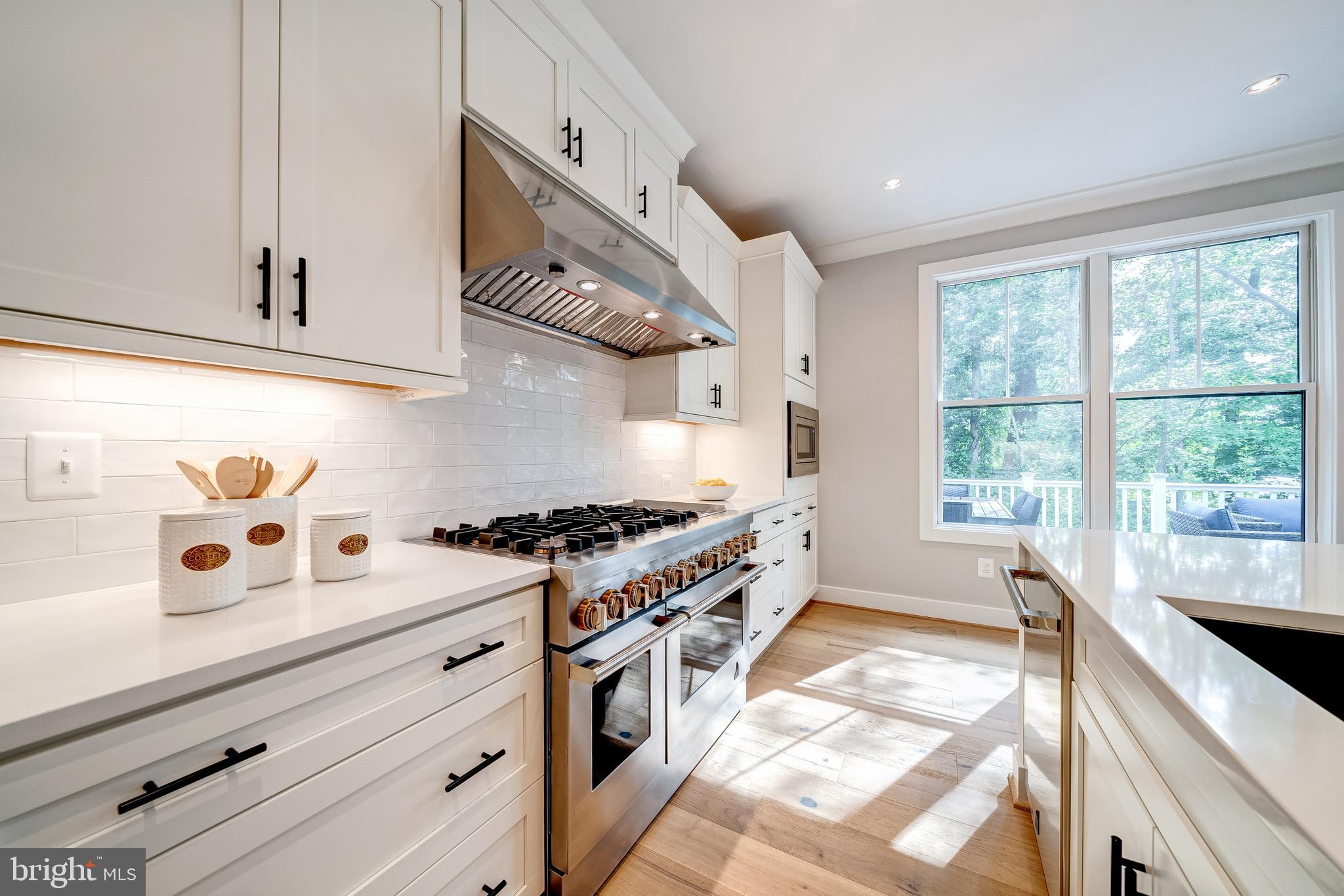 THE ENCLAVE AT AYLORS OVERLOOK - Residential