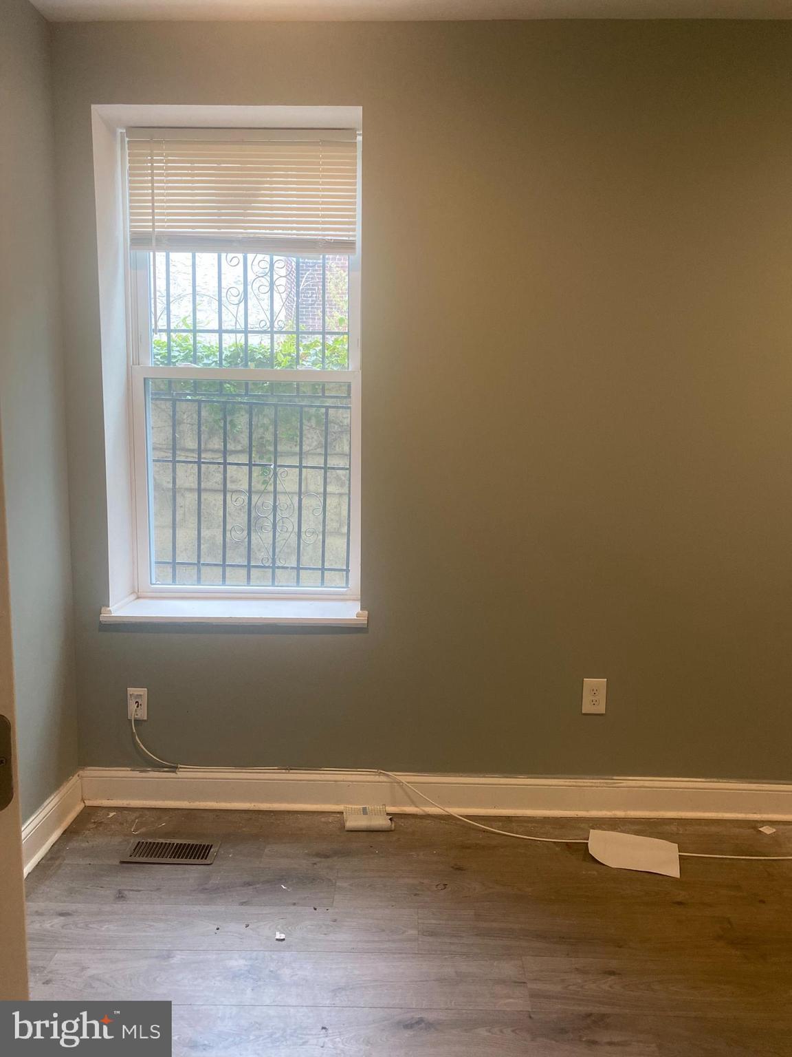 TEMPLE UNIVERSITY - Residential Lease
