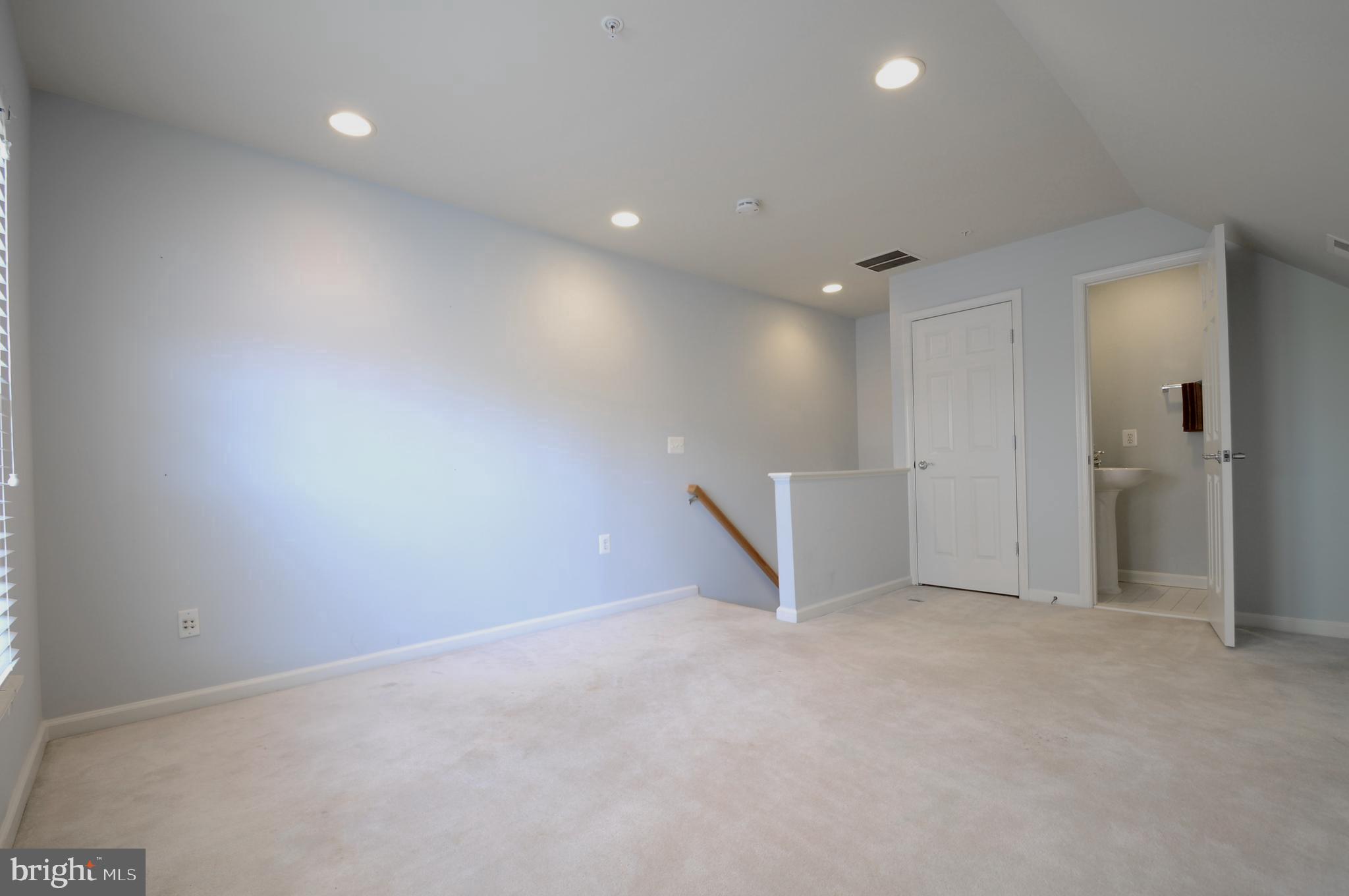 FALLSGROVE - Residential