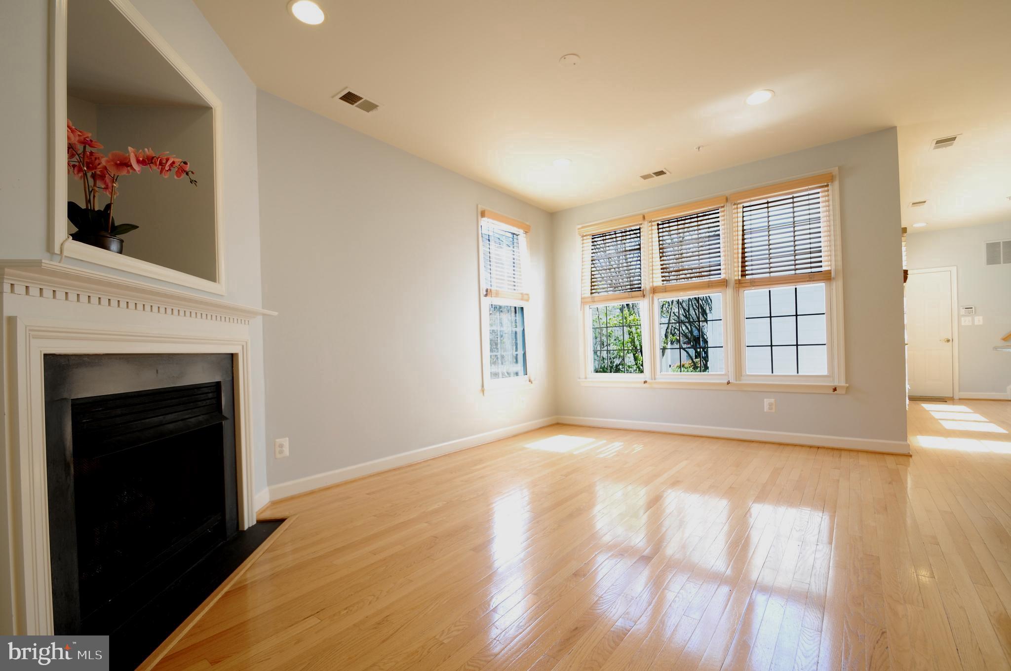 FALLSGROVE - Residential