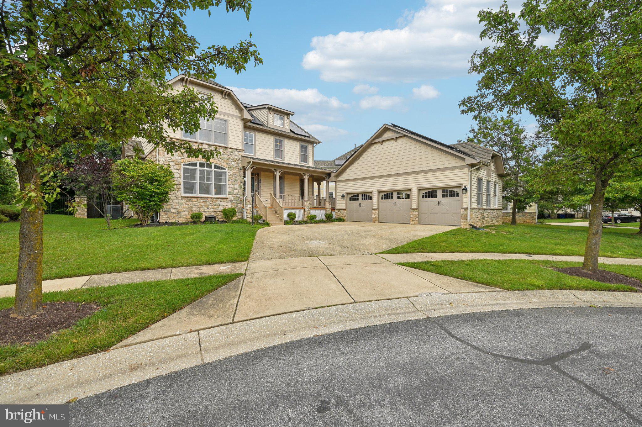 8612 SADDLEBACK PLACE