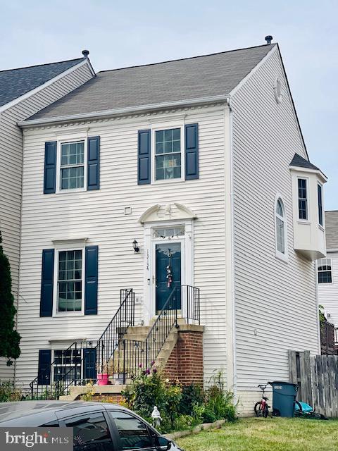 FAIR LAKES - Residential Lease