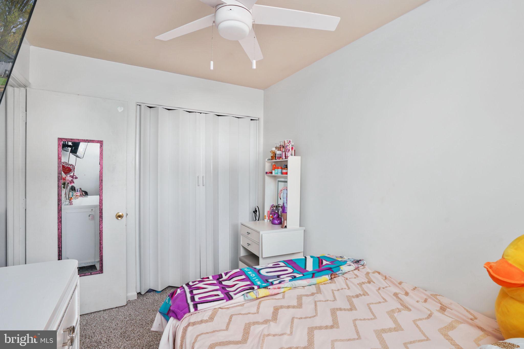 STAFFORD MEADOWS - Residential