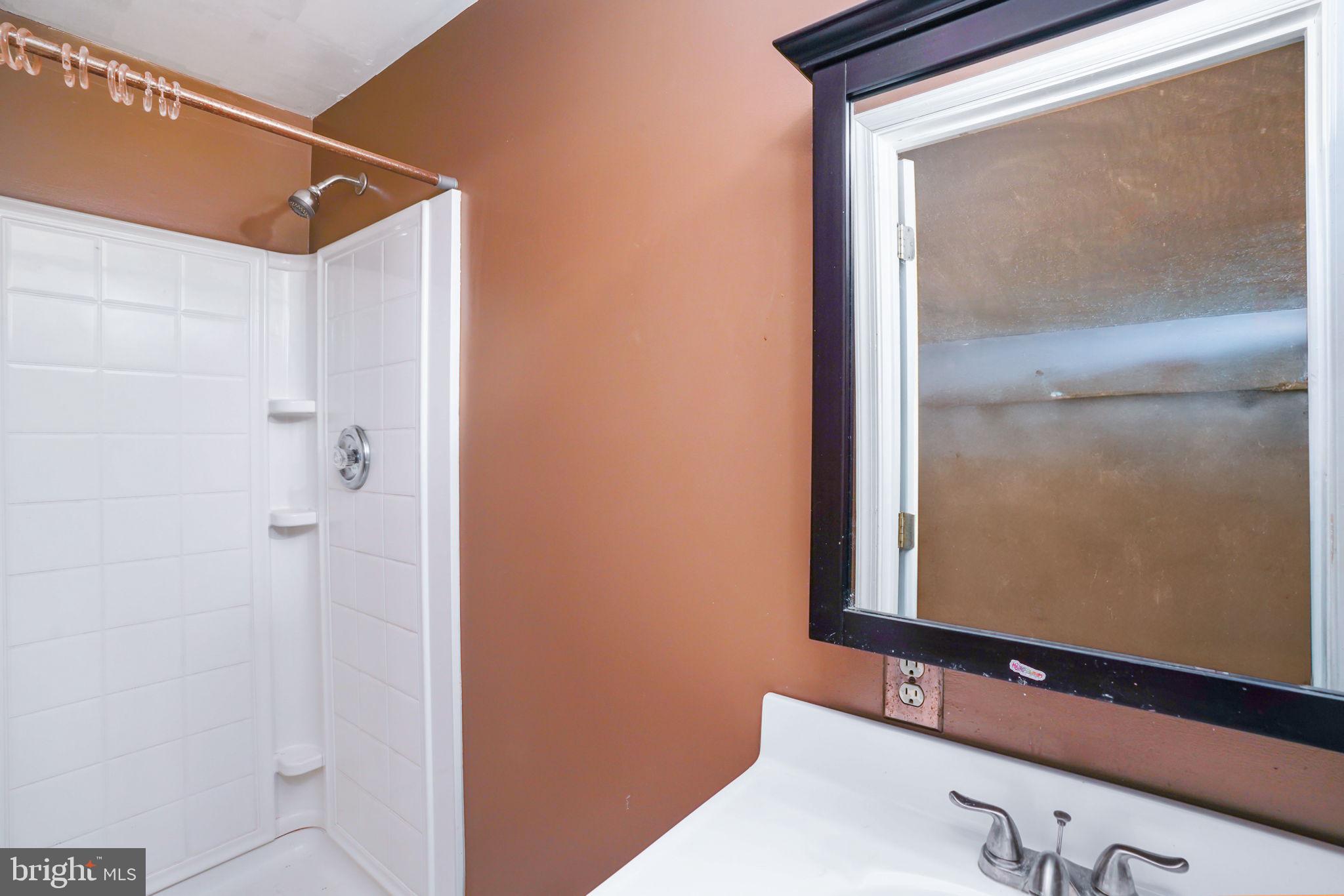 STAFFORD MEADOWS - Residential