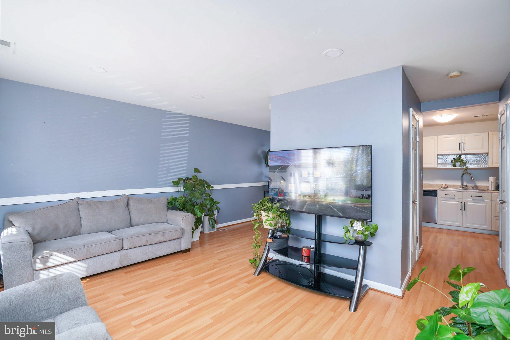 STAFFORD MEADOWS - Residential