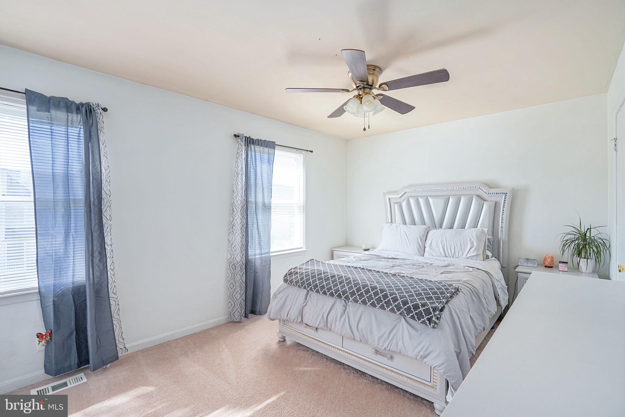 STAFFORD MEADOWS - Residential