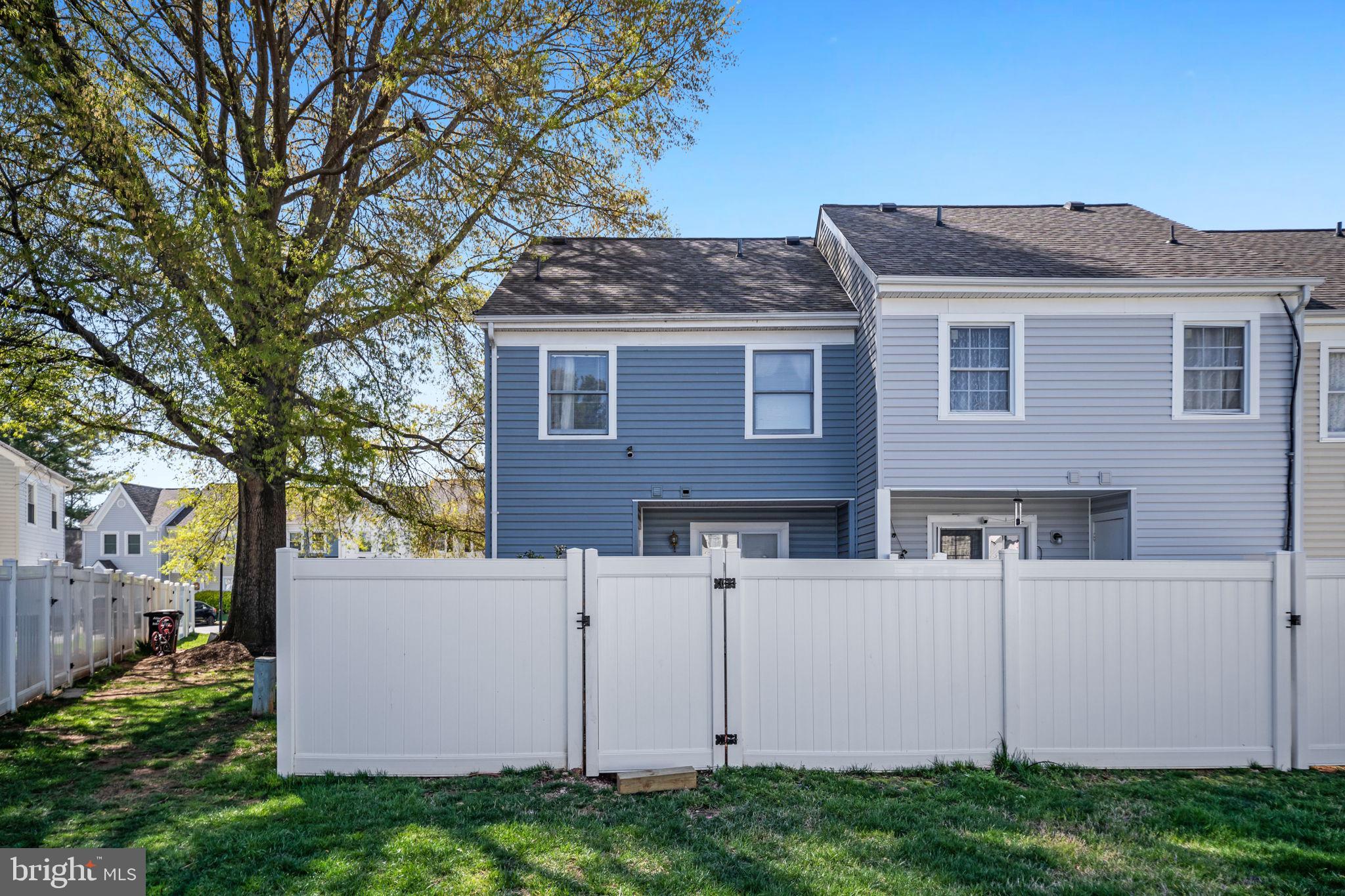 STAFFORD MEADOWS - Residential