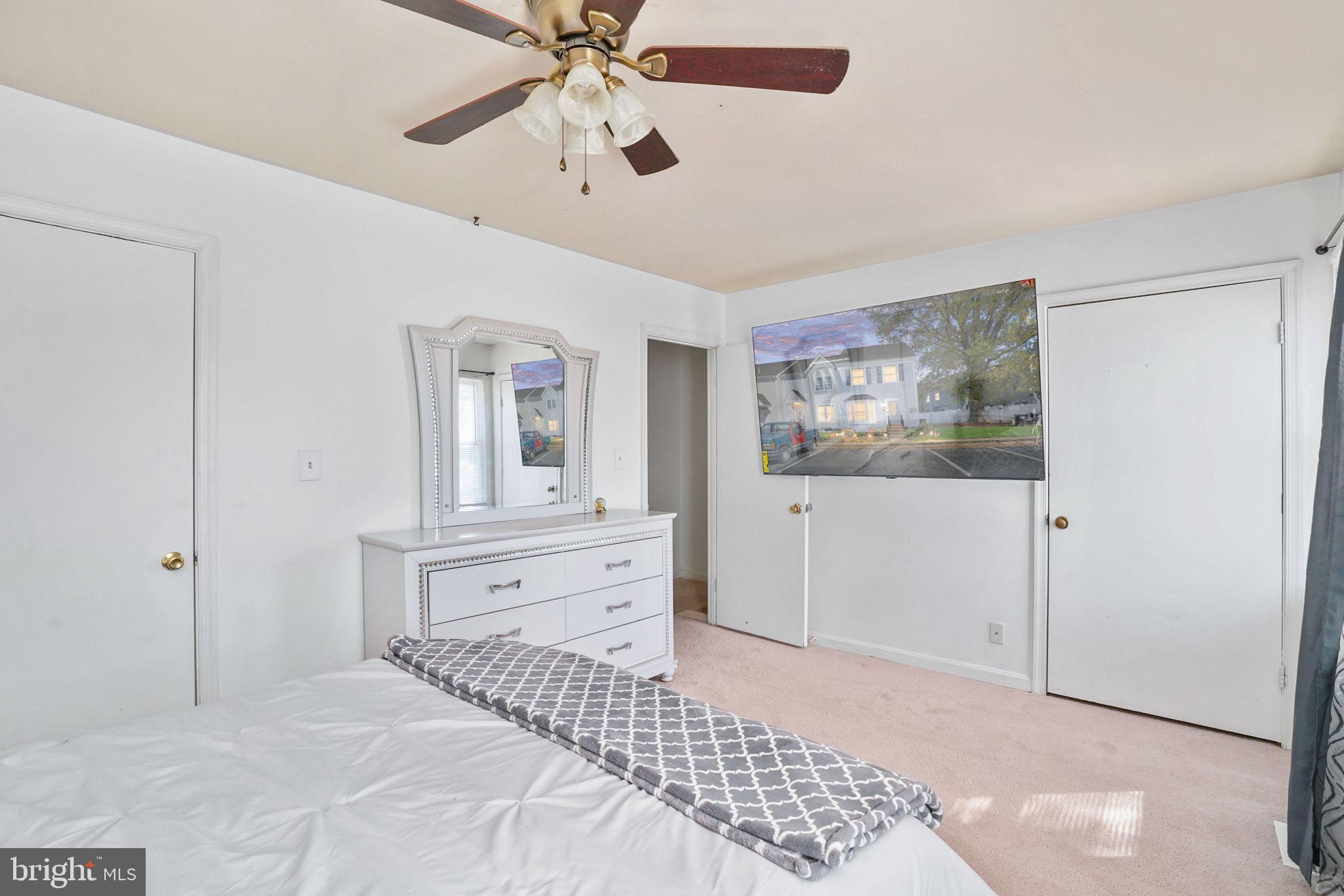 STAFFORD MEADOWS - Residential