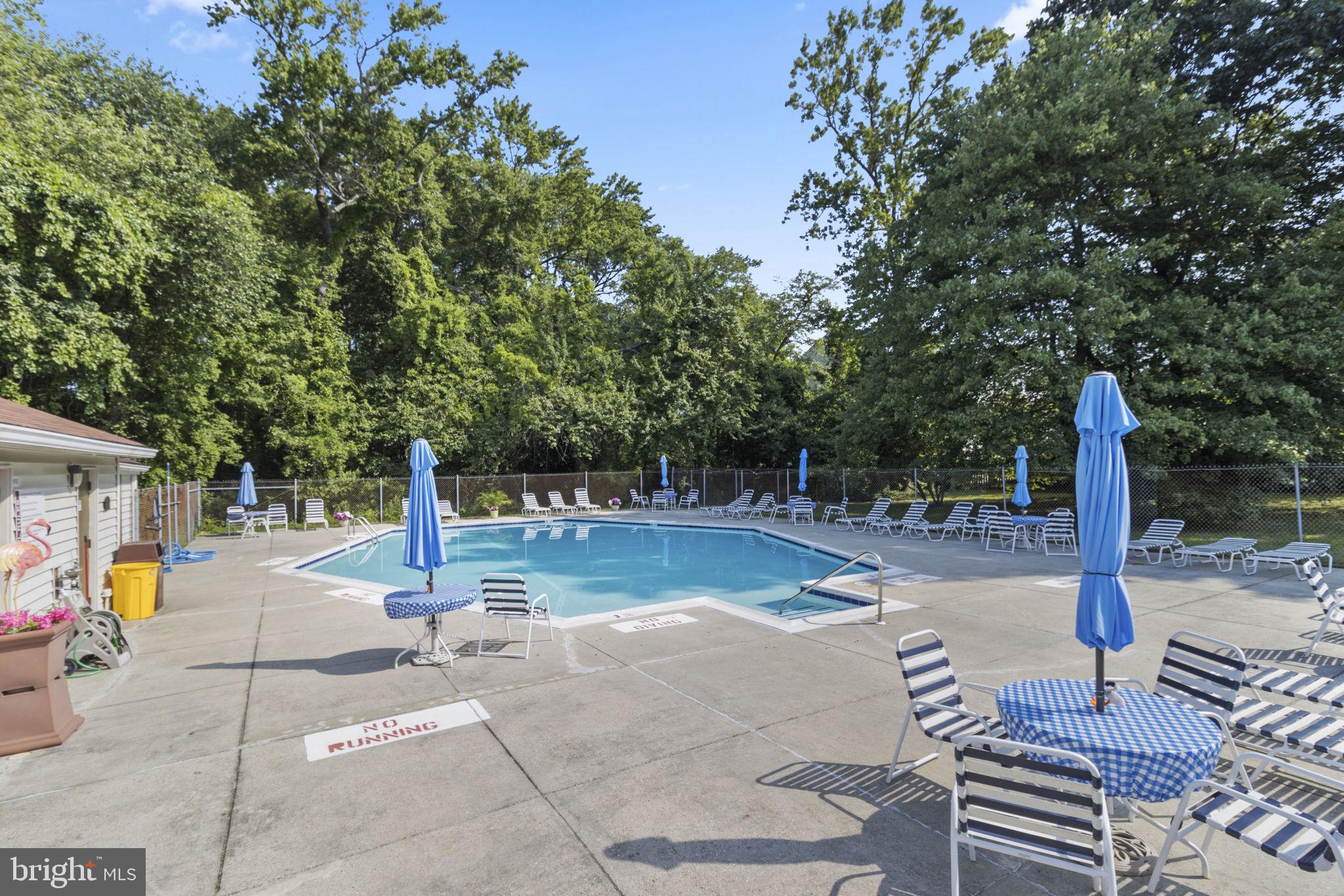 CASTLE HARBOUR CONDO - Residential