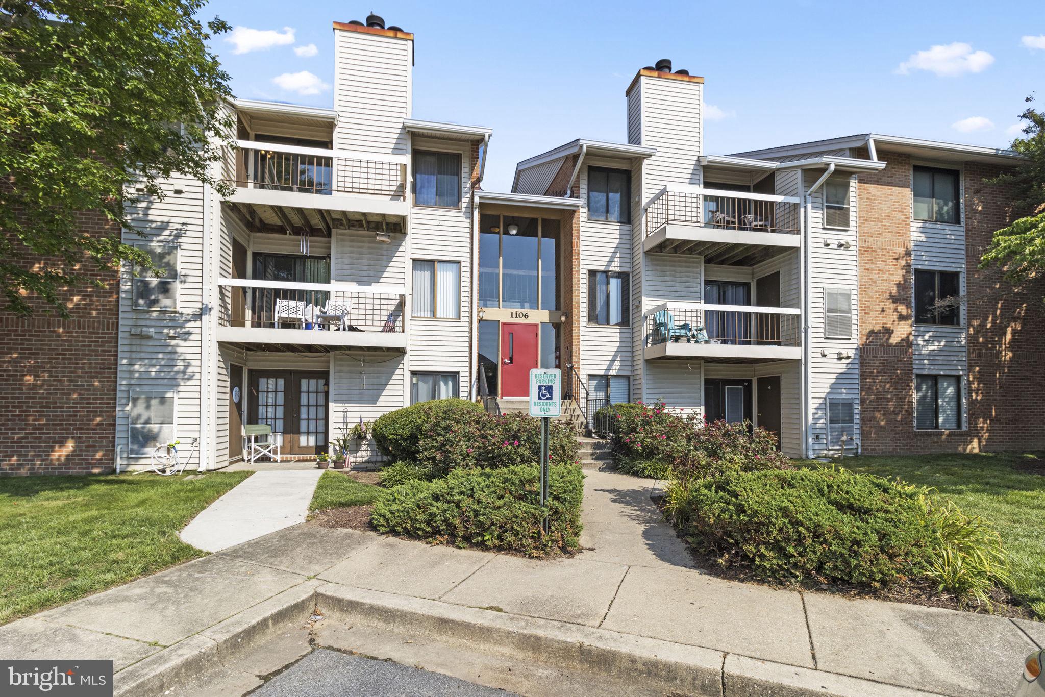 CASTLE HARBOUR CONDO - Residential