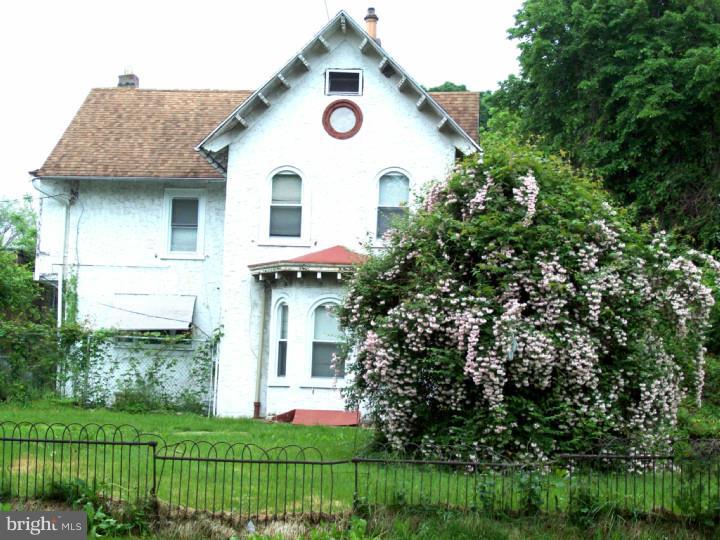 GERMANTOWN (EAST) - Residential