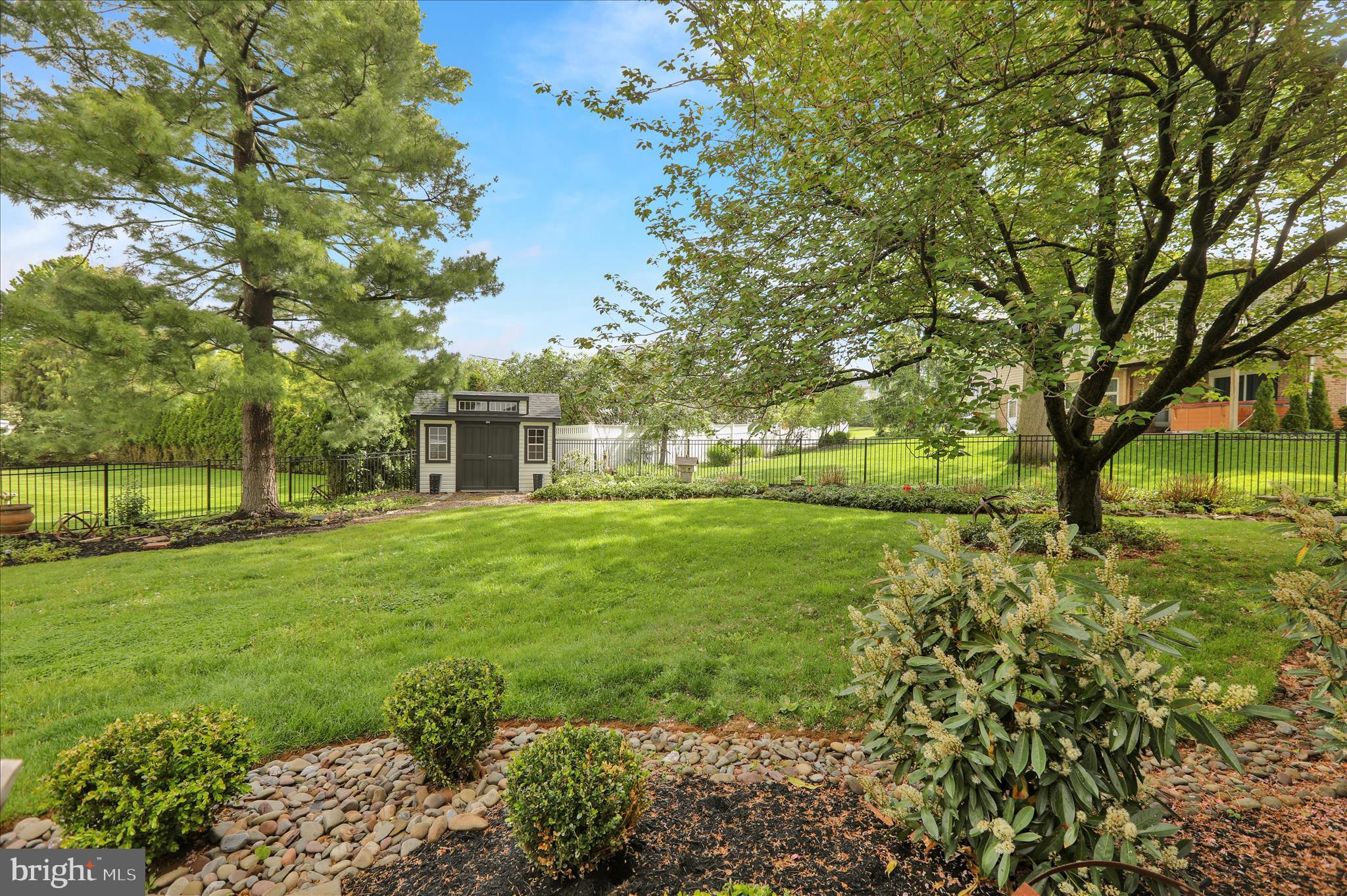 MUHLENBERG PARK - Residential