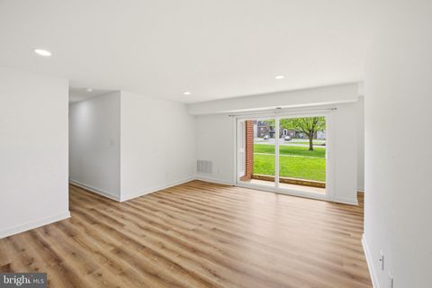 Condo For Rent - 1207 Colony Court #122<br/> LEBANON, PA 17042