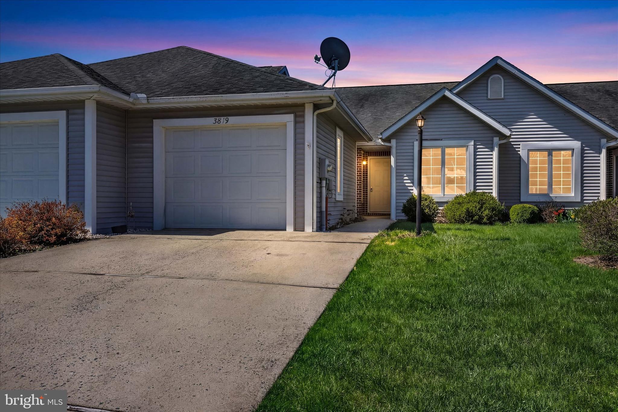 PENN NATIONAL GOLF COURSE COMMUNITY - Residential