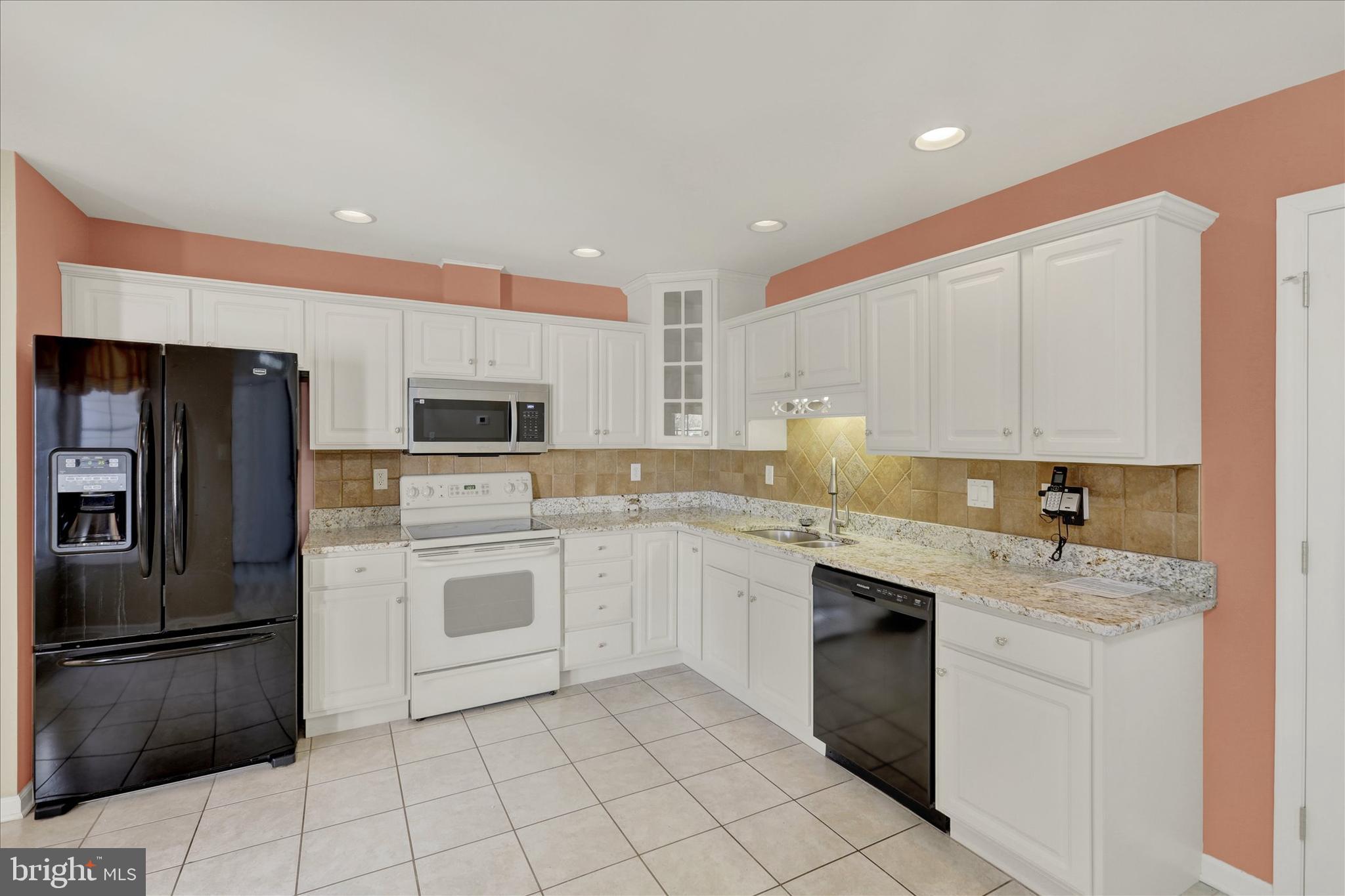 PENN NATIONAL GOLF COURSE COMMUNITY - Residential