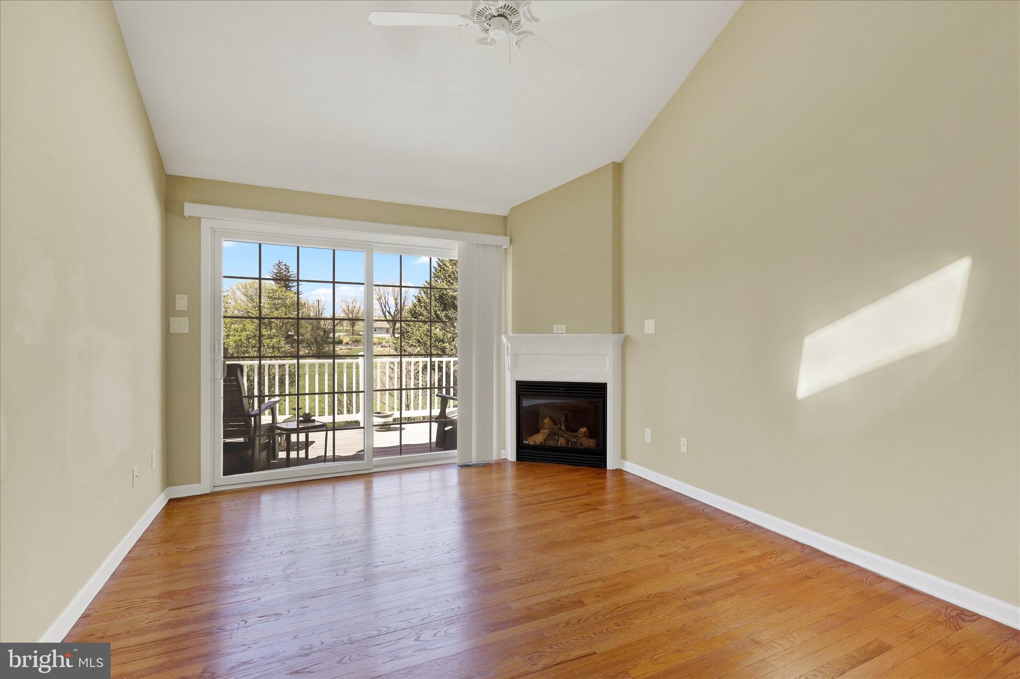 PENN NATIONAL GOLF COURSE COMMUNITY - Residential