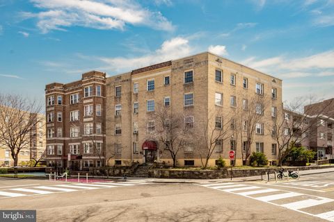 Photo of 1860 Clydesdale Place NW #105, WASHINGTON, DC 20009 (MLS # DCDC2250924)
