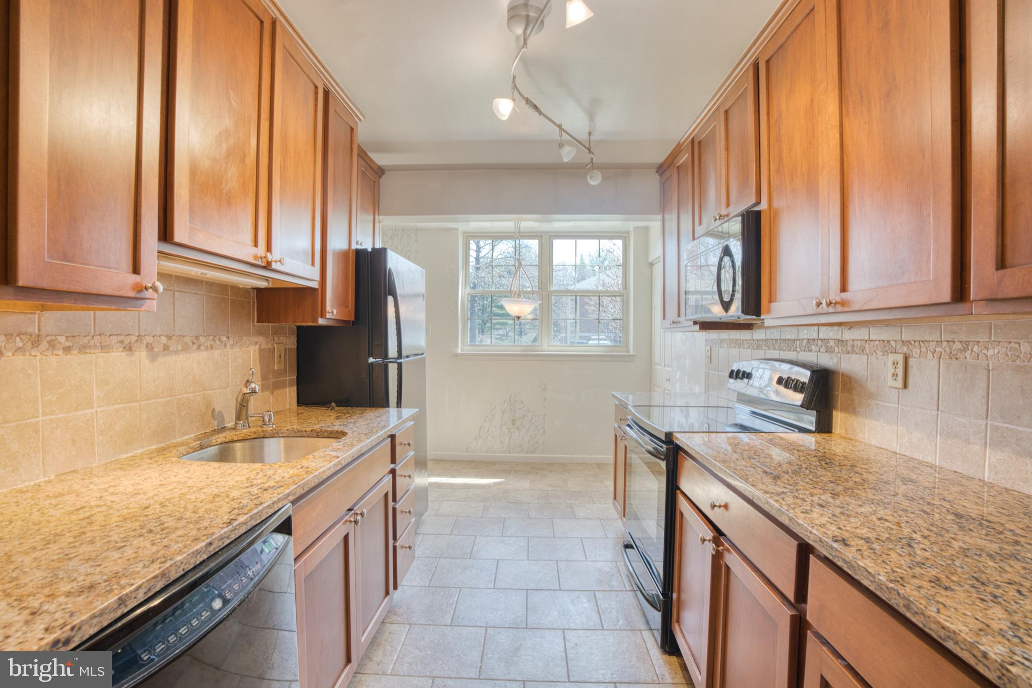 QUAIL CREEK - Residential