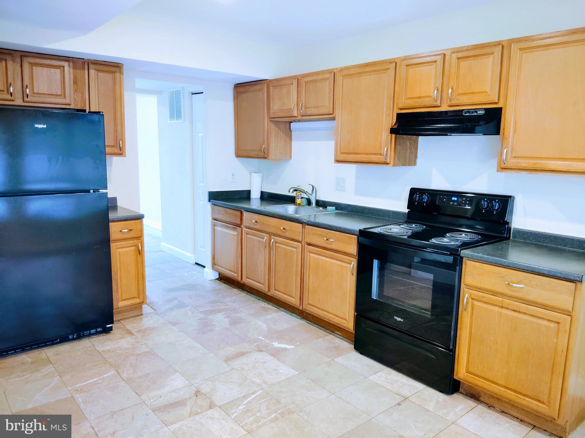 18478 STONE HOLLOW