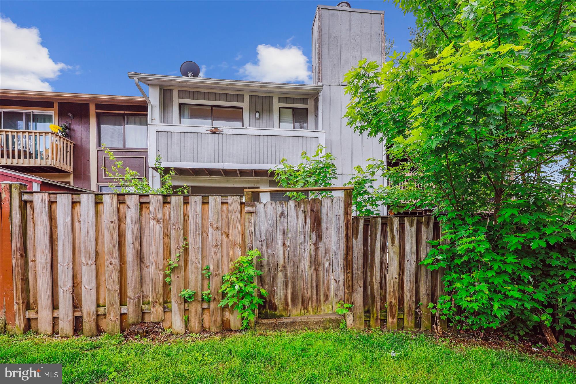 18478 STONE HOLLOW