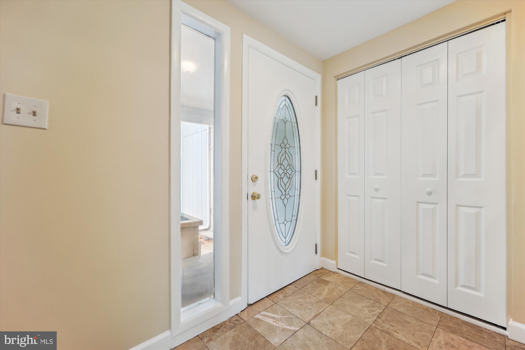 18478 STONE HOLLOW