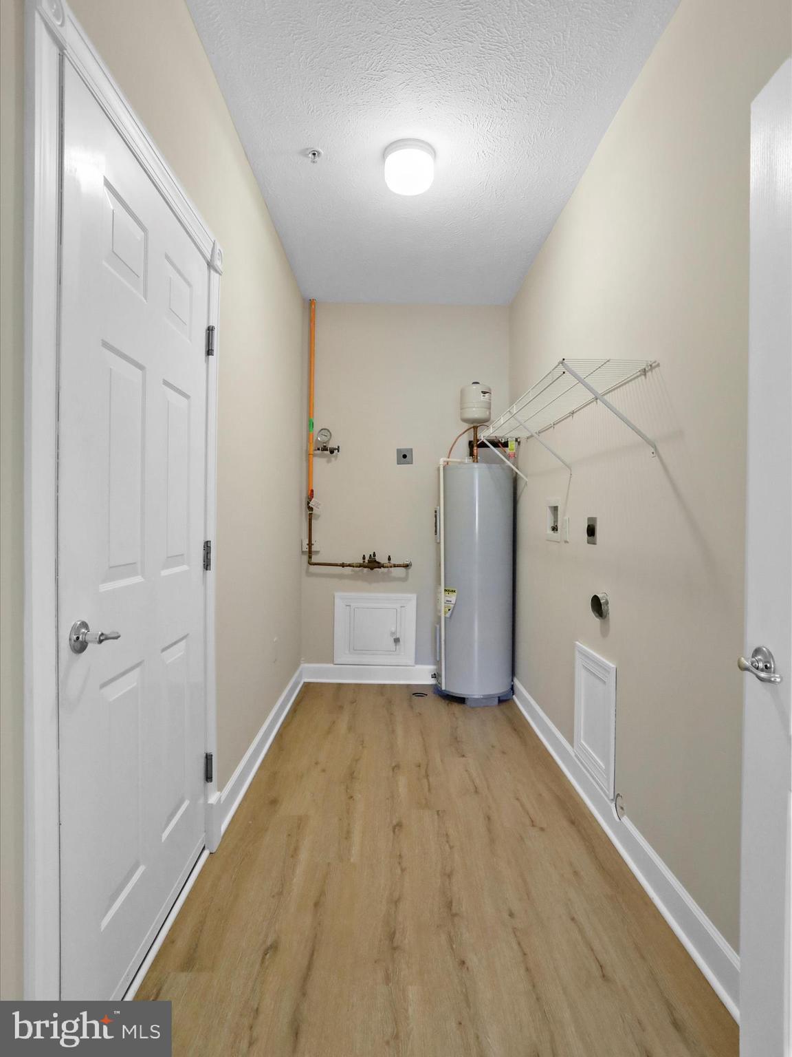 CORTLAND MANOR - Residential