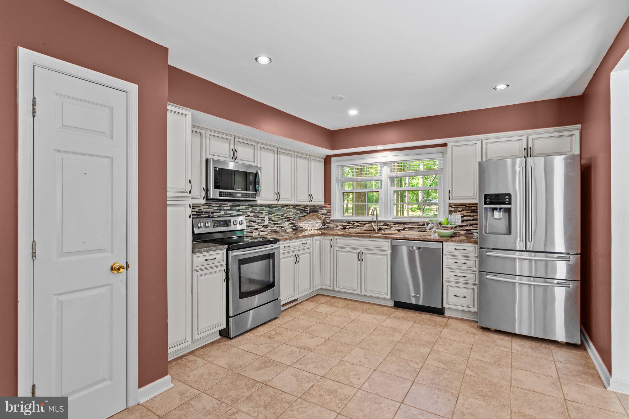 ROSEVILLE PLANTATION - Residential