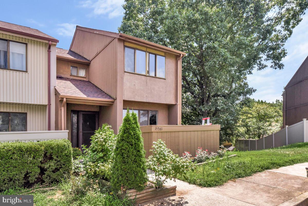 Home, Sweet Home! Welcome to your beautifully updated 3-bedroom, 2.5-bath townhome + BONUS room in basement! Your new home features an open concept layout, with a spacious living room area, dining area and kitchen on the main floor. The kitchen has been fully renovated to include new cabinets, countertops and stainless steel appliances. Your upper level has 3 bedrooms with 2 full bathrooms, with the primary bedroom featuring a walk-in closet. The basement includes a BONUS room and a separate living room area that leads to your backyard. Outside you can relax on your upstairs deck or basement patio that includes a fully fenced backyard and shed for storage. Your new home is conveniently located just minutes from the VRE, I-95, Stonebridge Town Center, Potomac Mills Mall, and so much more, for easy commuting and access to shopping, dining, and entertainment. And filled with community amenities to enjoy which include a club house, pool, tennis and basketball courts, playgrounds, and more. Don't miss out on this wonderful opportunity to call this your home!