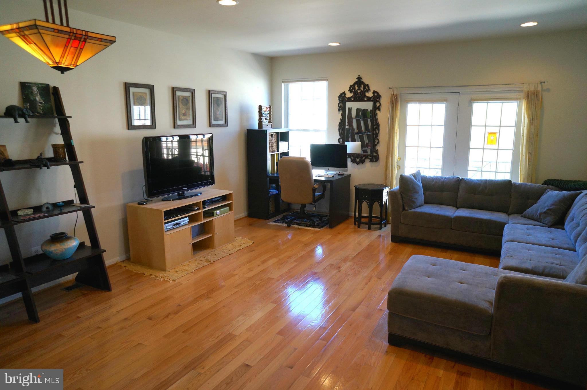 INDEPENDENCE - Residential