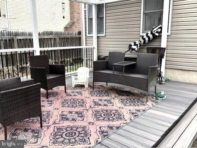 MEADOWCREST - Residential