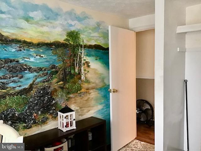 MEADOWCREST - Residential