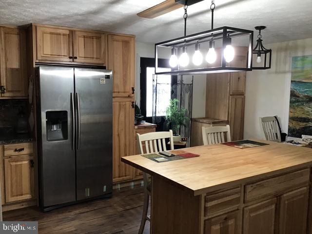 MEADOWCREST - Residential