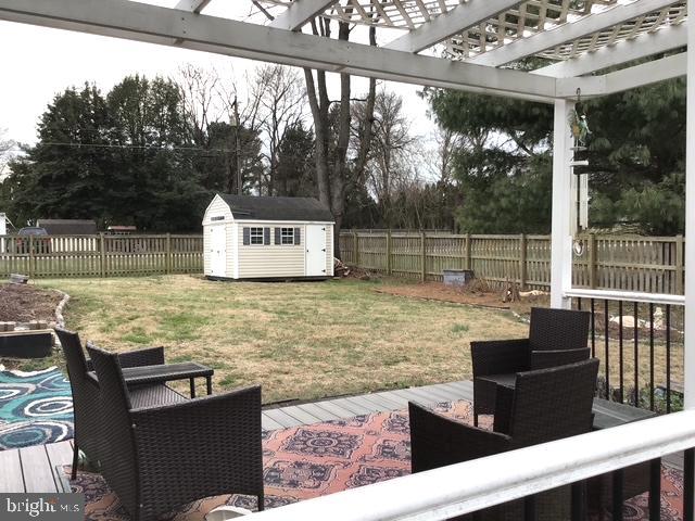 MEADOWCREST - Residential