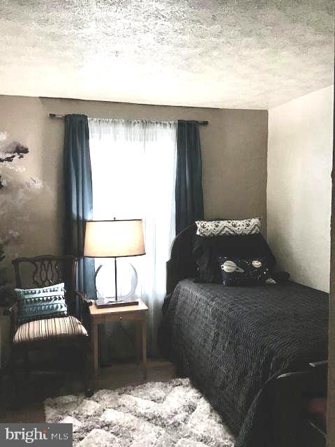 MEADOWCREST - Residential