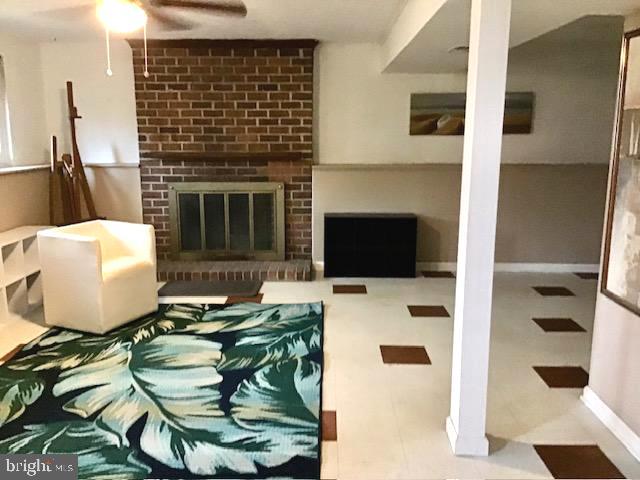 MEADOWCREST - Residential