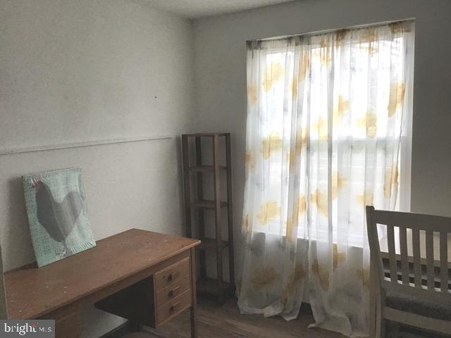 MEADOWCREST - Residential