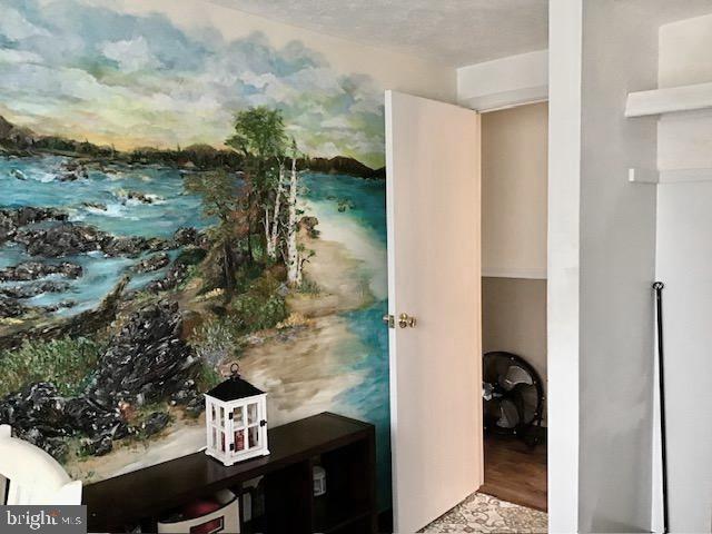 MEADOWCREST - Residential